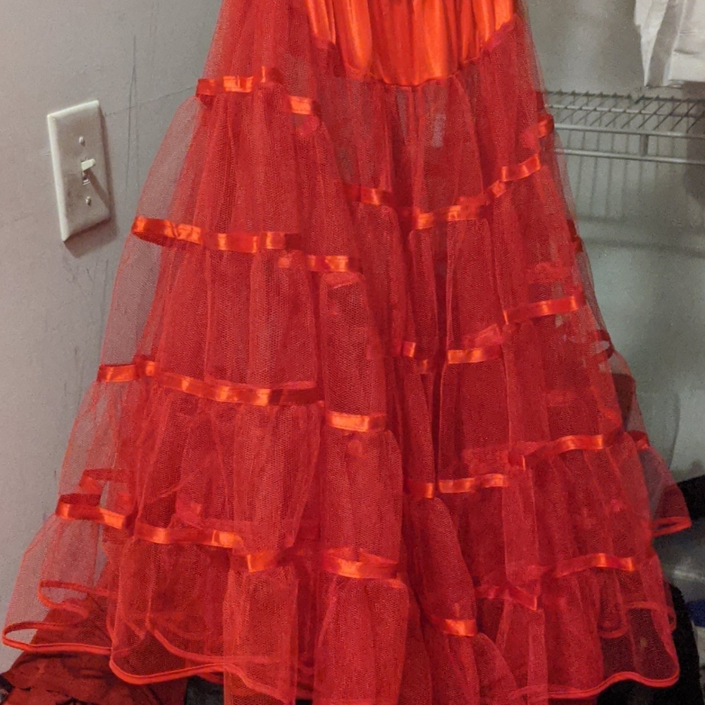 Red petty coat